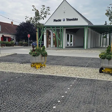 Lebeco Apartmán Kolárovo